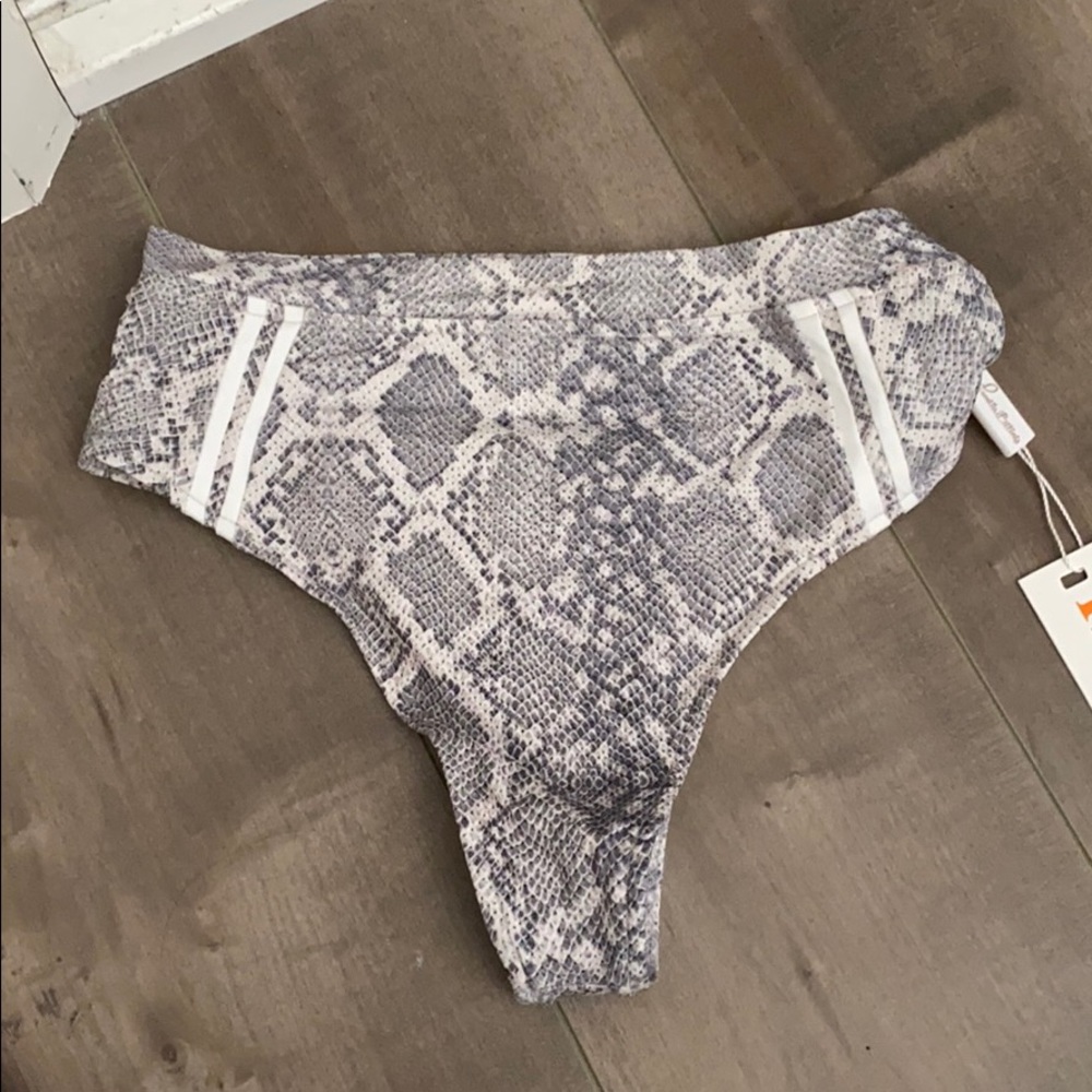 High waisted Frankies bottoms